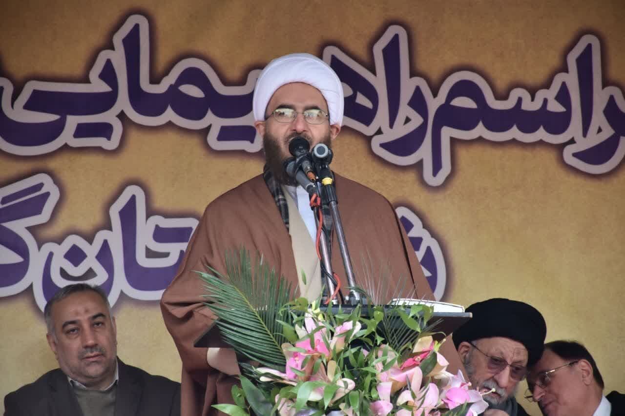 دشمن برای از پا در آوردن انقلاب اسلامی و مهار آن شکست خورده است