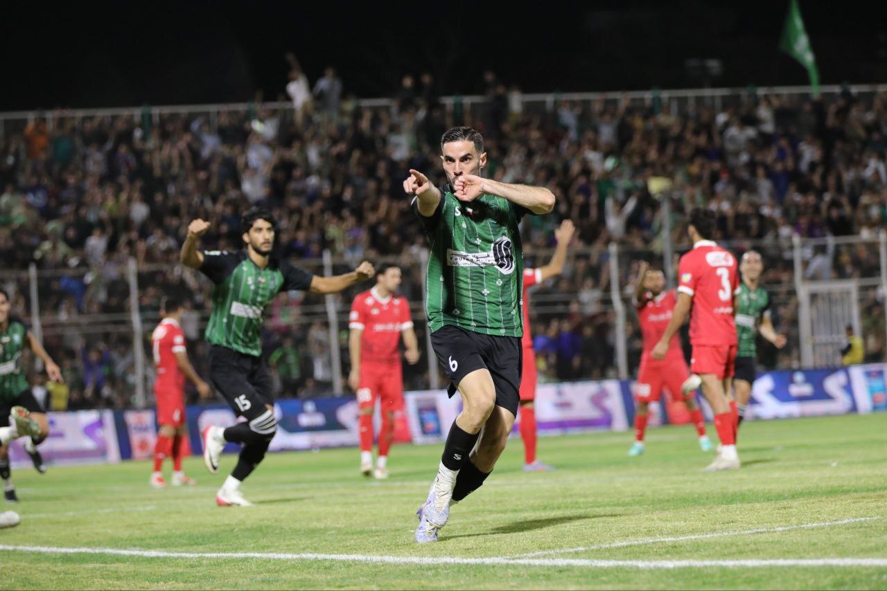 خیبر خرم&zwnj;آباد در یک نبرد حماسی، پرسپولیس را شکست داد!