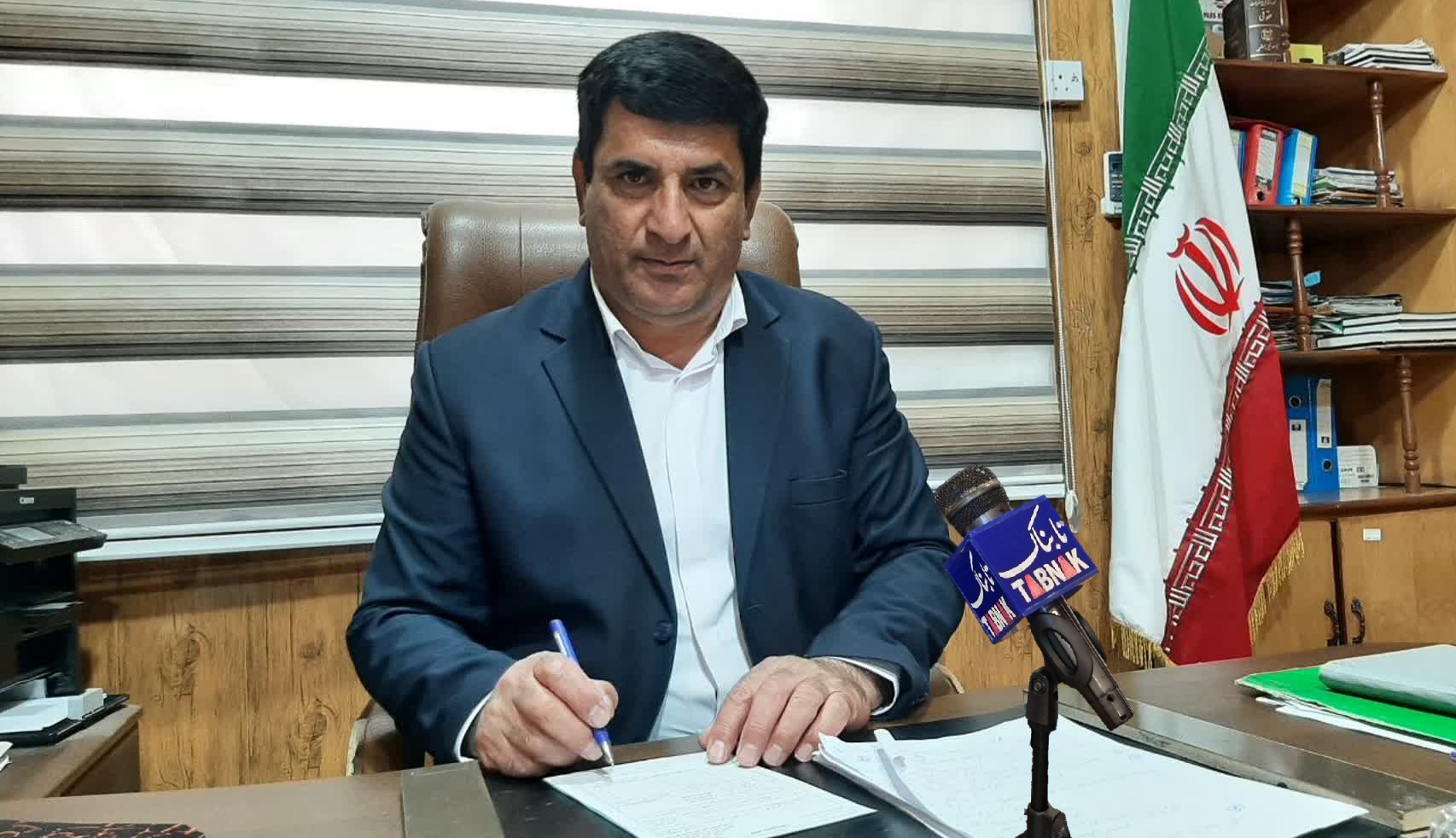 برداشت بیش از ۶۵۰ تن چوب از اراضی کشاورزی دهلران/توسعه زراعت چوب در دستور کار منابع طبیعی برداشت بیش از ۶۵۰ تن چوب از اراضی کشاورزی دهلران/توسعه زراعت چوب در دستور کار منابع طبیعی