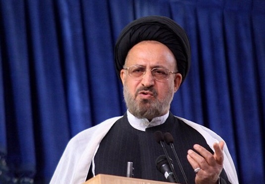 ملت ایران در دفاع از حق مصمم است/ تأکید بر عدالت و انصاف در مدیریت