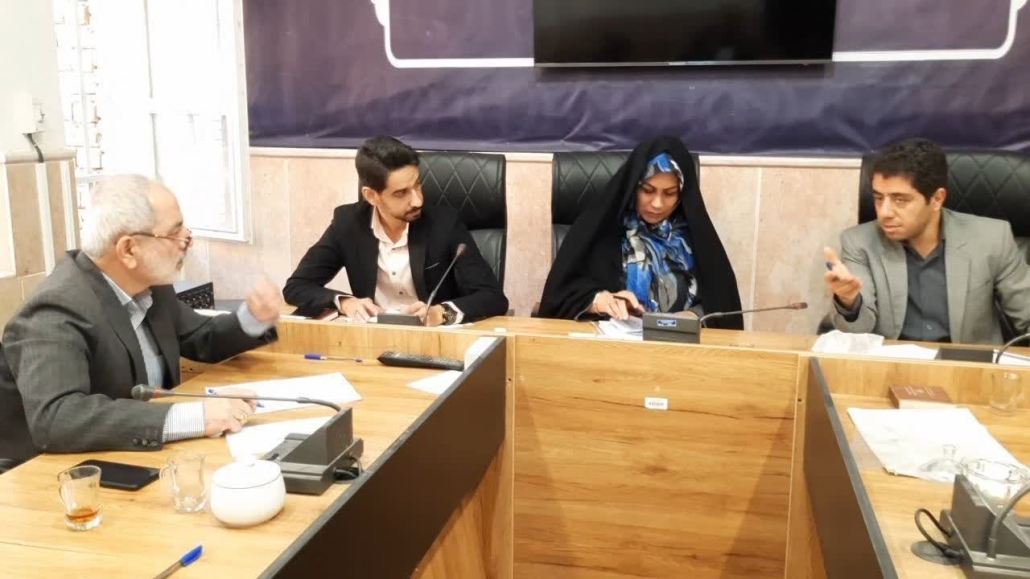 حمایت بخشدار خانم کهک از سرمایه&zwnj;گذاری گردشگری در روستای قبادبزن قم