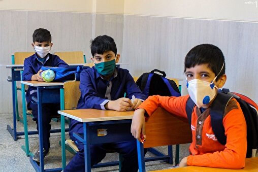 کودکان قربانی موج آنفلوانزا/ چرا مدارس تعطیل نمی‌شوند؟