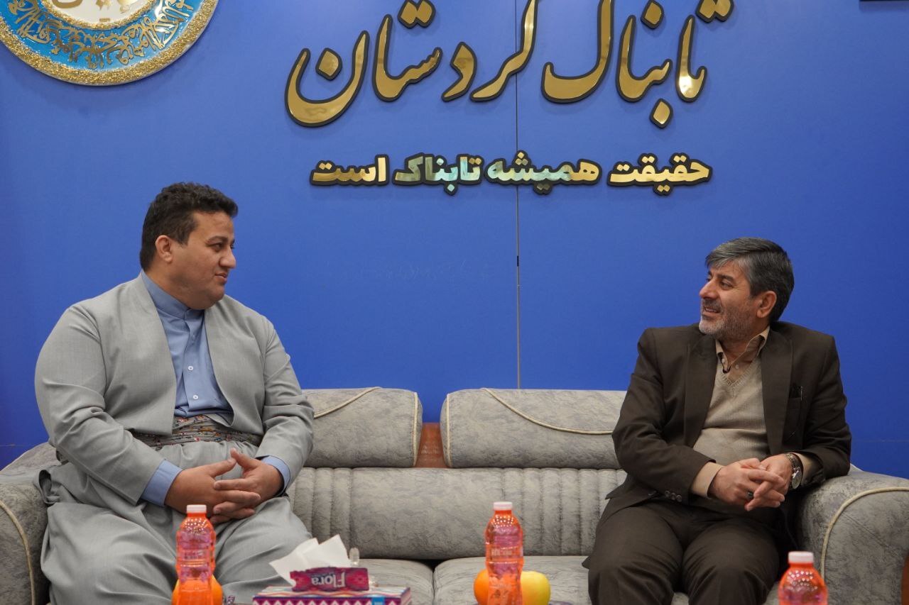 رشد ۱۰۶ درصدی درآمد گمرکات استان در سال جاری/ سهم کردستان از ترانزیت ملی ۱۴ درصد است رشد ۱۰۶ درصدی درآمد گمرکات استان در سال جاری/ سهم کردستان از ترانزیت ملی ۱۴ درصد است