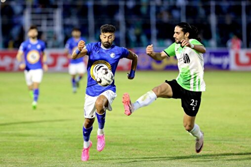 تساوی خیبر و استقلال / VAR دو بار به داد ساپینتو رسید